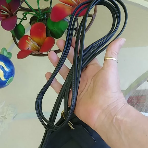 RARE VINTAGE COACH DIXON BAG
